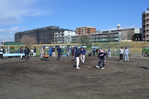 内野付近整備風景