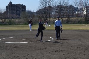 石川会長始球式