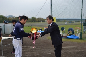 一部優勝　よしクラブ
