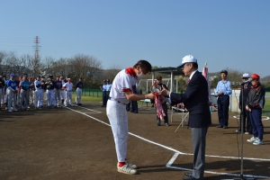 男子第3部準優勝杯返還
